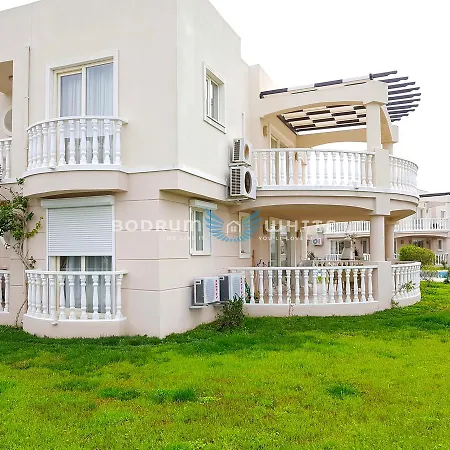 Σπίτι διακοπών Bodrum Fcc 2 Bedroom Garden Pool Holiday A10